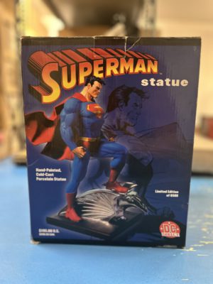 Superman Statue by Jim Lee